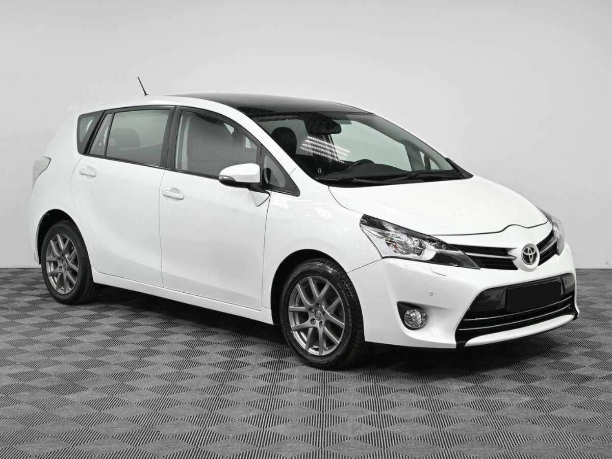 Toyota Verso 2015 года с пробегом. Фото: #2