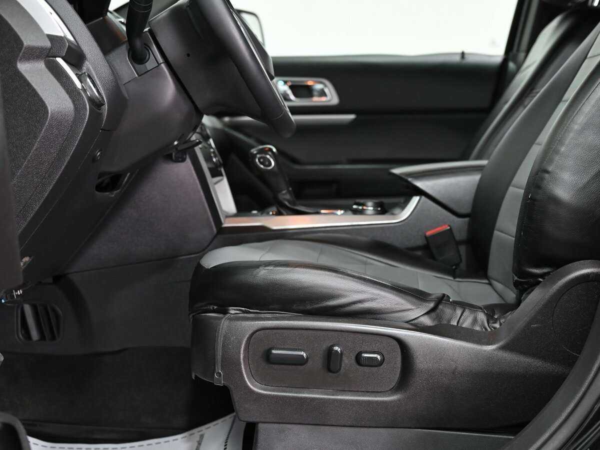 Ford Explorer 2014 года с пробегом. Фото: #9