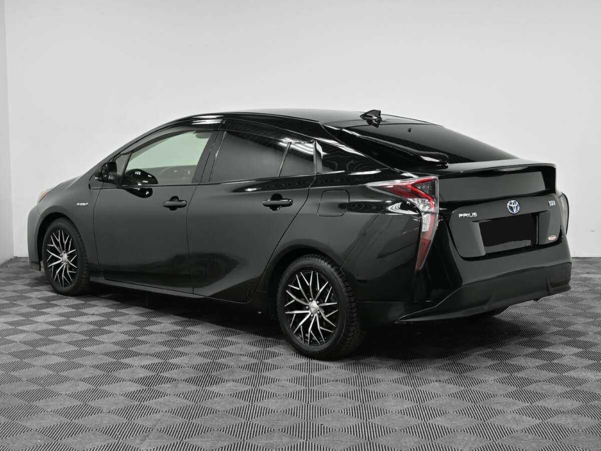 Toyota Prius 2016 года с пробегом. Фото: #3