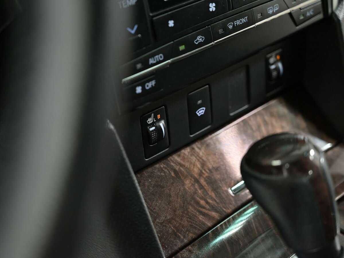 Toyota Camry 2017 года с пробегом. Фото: #13