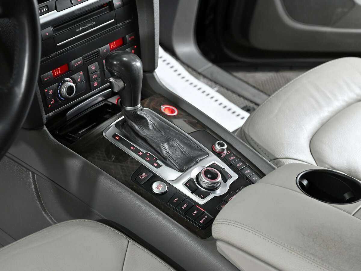 Audi Q7 2010 года с пробегом. Фото: #9