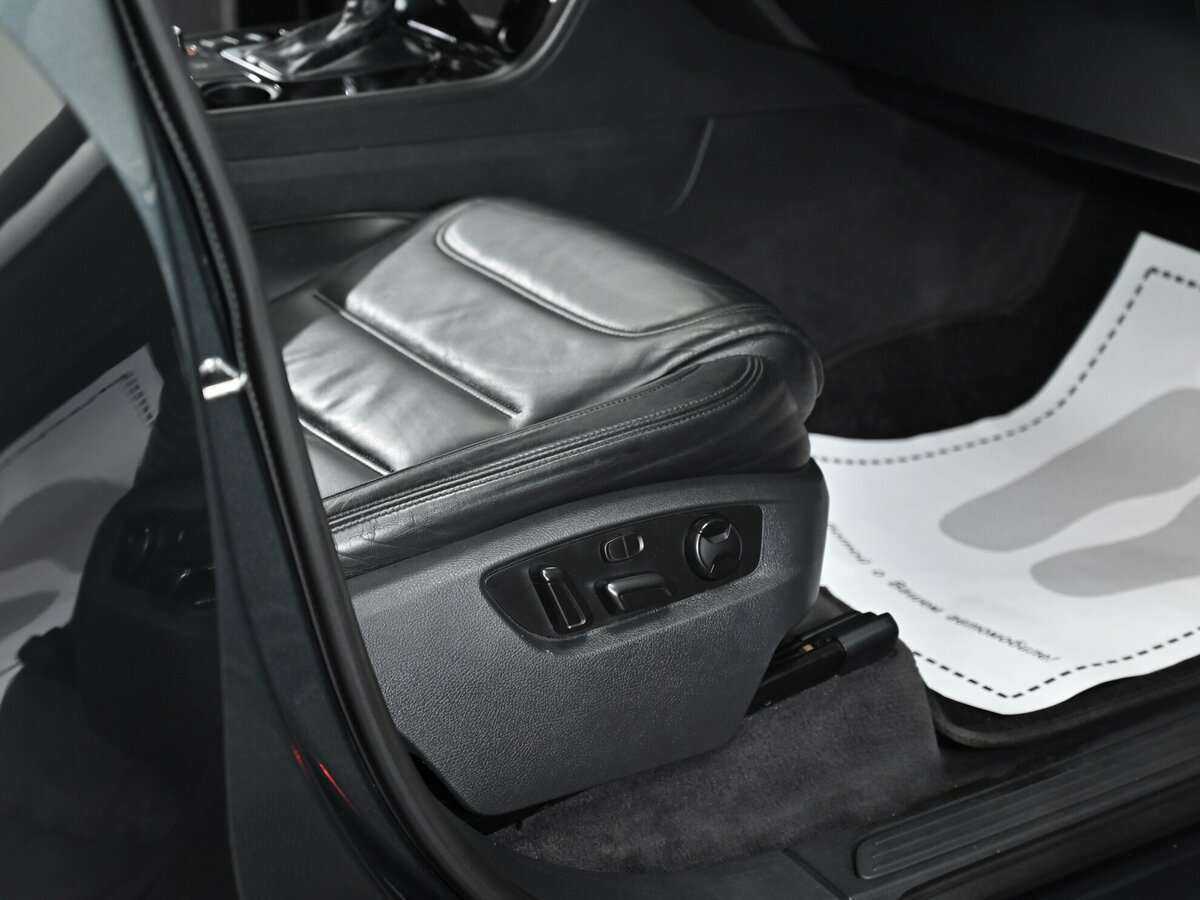 Volkswagen Touareg 2011 года с пробегом. Фото: #13