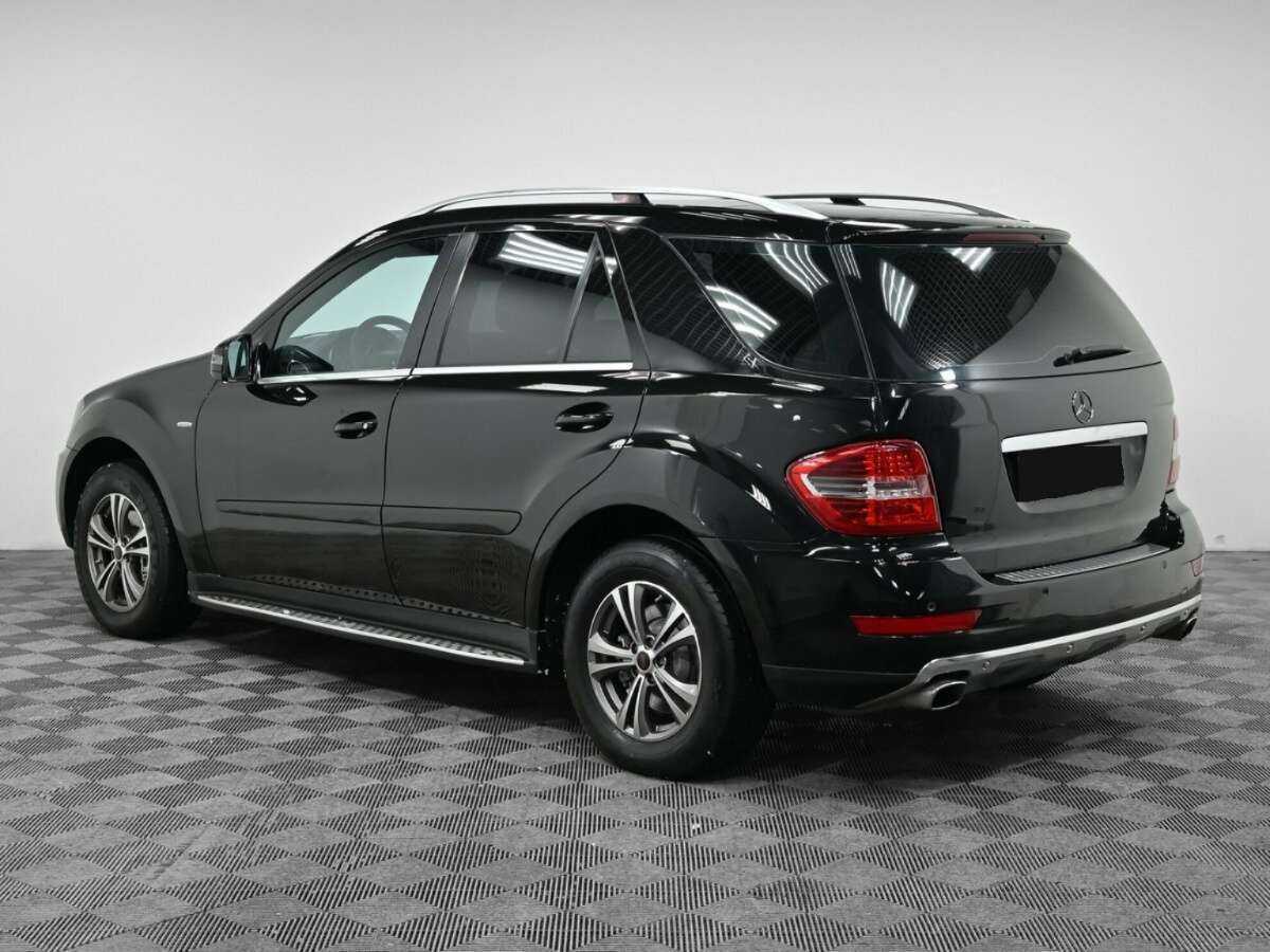 Mercedes-Benz M-Класс 2011 года с пробегом. Фото: #3