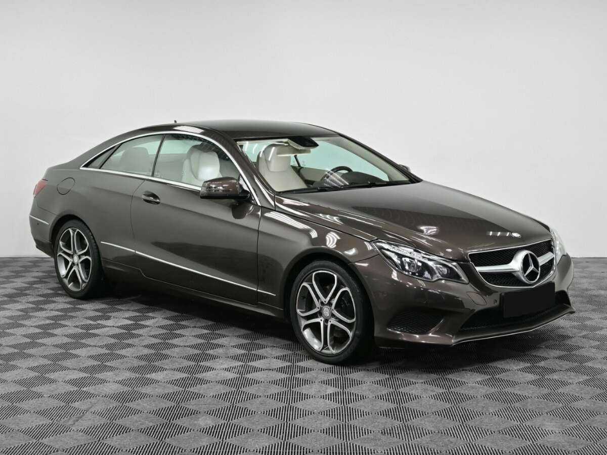 Mercedes-Benz E-Класс 2014 года с пробегом. Фото: #2