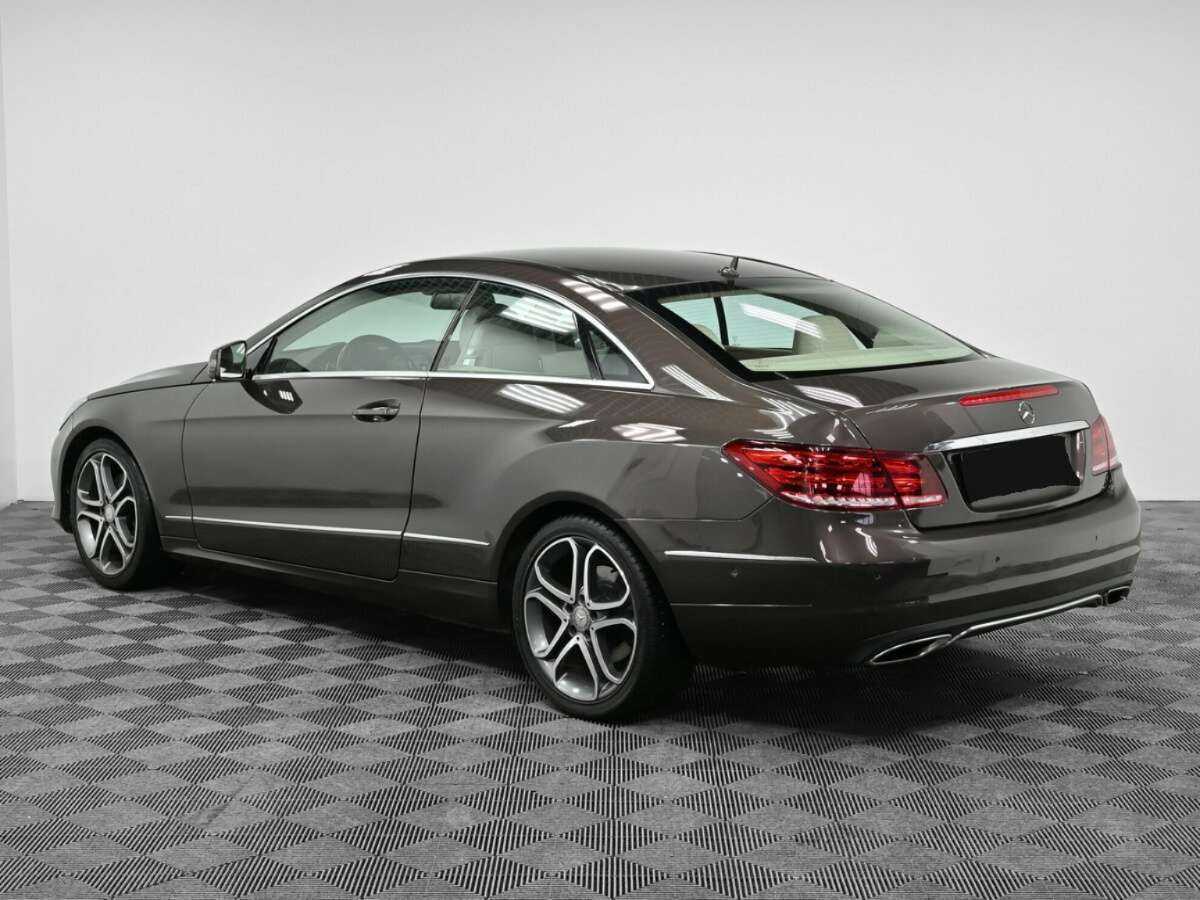 Mercedes-Benz E-Класс 2014 года с пробегом. Фото: #3