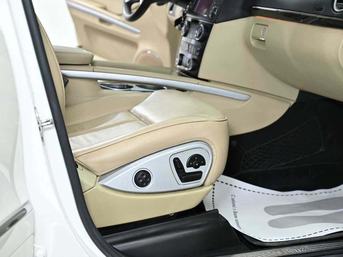 Mercedes-Benz GL-Класс 2011 года с пробегом. Фото: #10