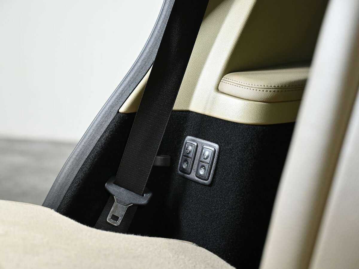 Mercedes-Benz GL-Класс 2011 года с пробегом. Фото: #17