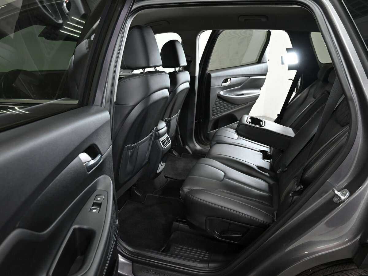 Hyundai Santa Fe 2021 года с пробегом. Фото: #17