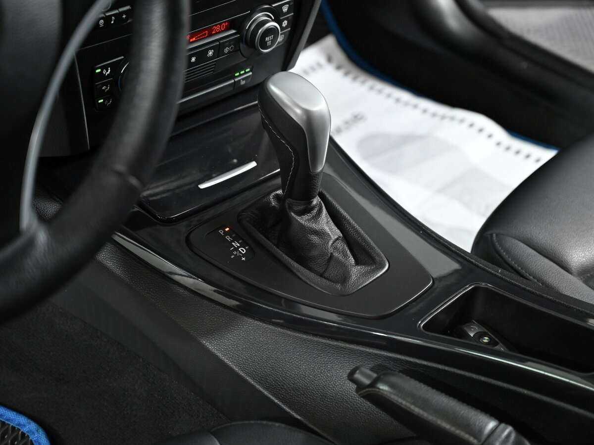 BMW 3 серии 2009 года с пробегом. Фото: #6