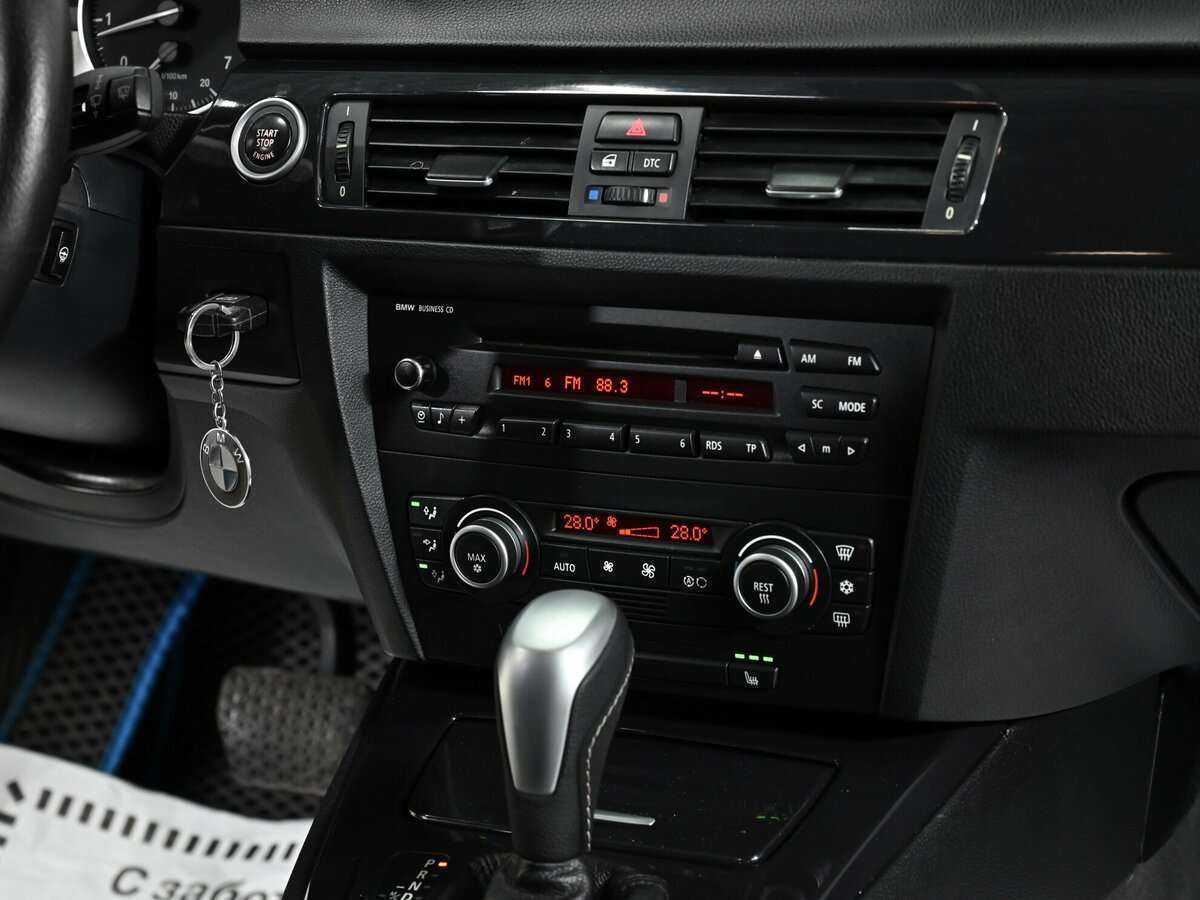 BMW 3 серии 2009 года с пробегом. Фото: #7