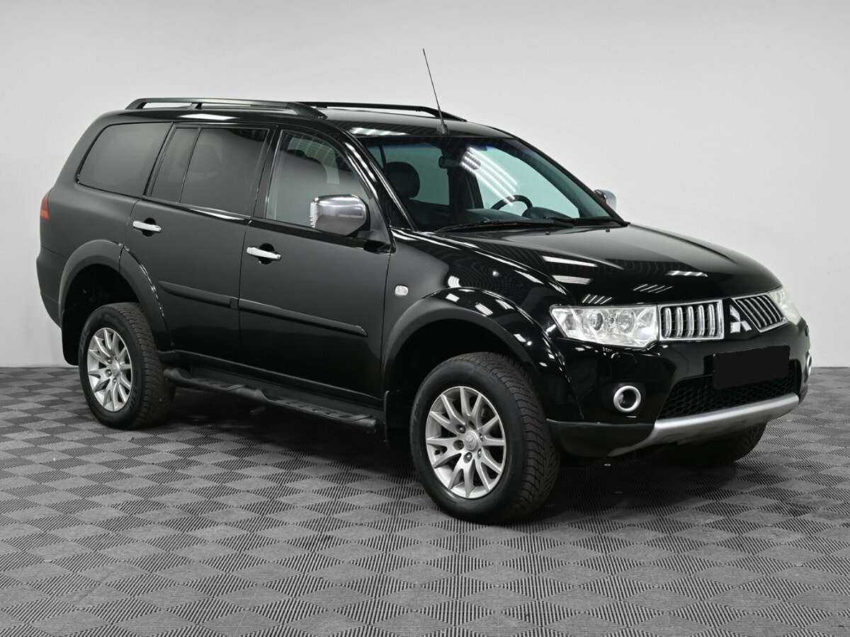 Mitsubishi Pajero Sport 2010 года с пробегом. Фото: #2