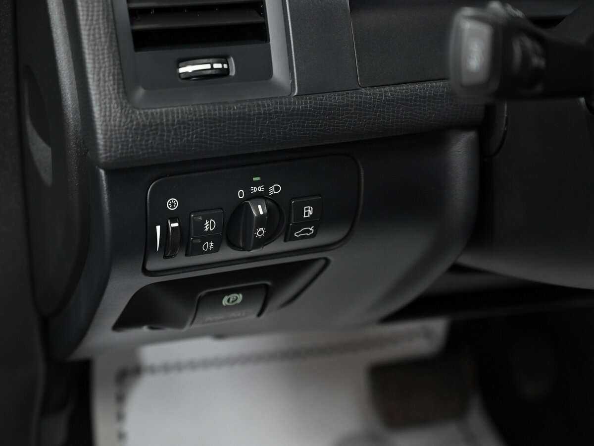 Volvo XC60 2010 года с пробегом. Фото: #8