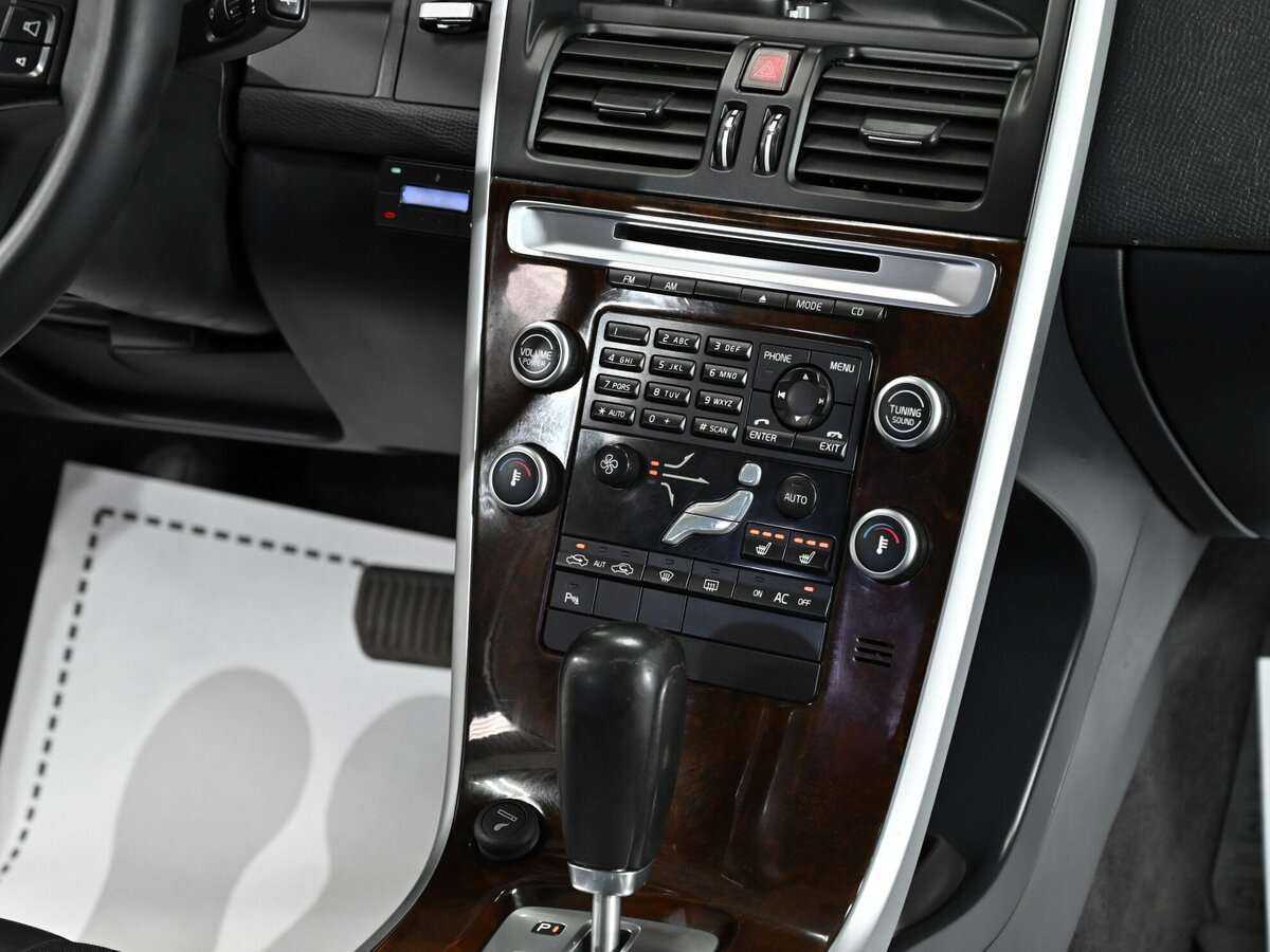 Volvo XC60 2010 года с пробегом. Фото: #10