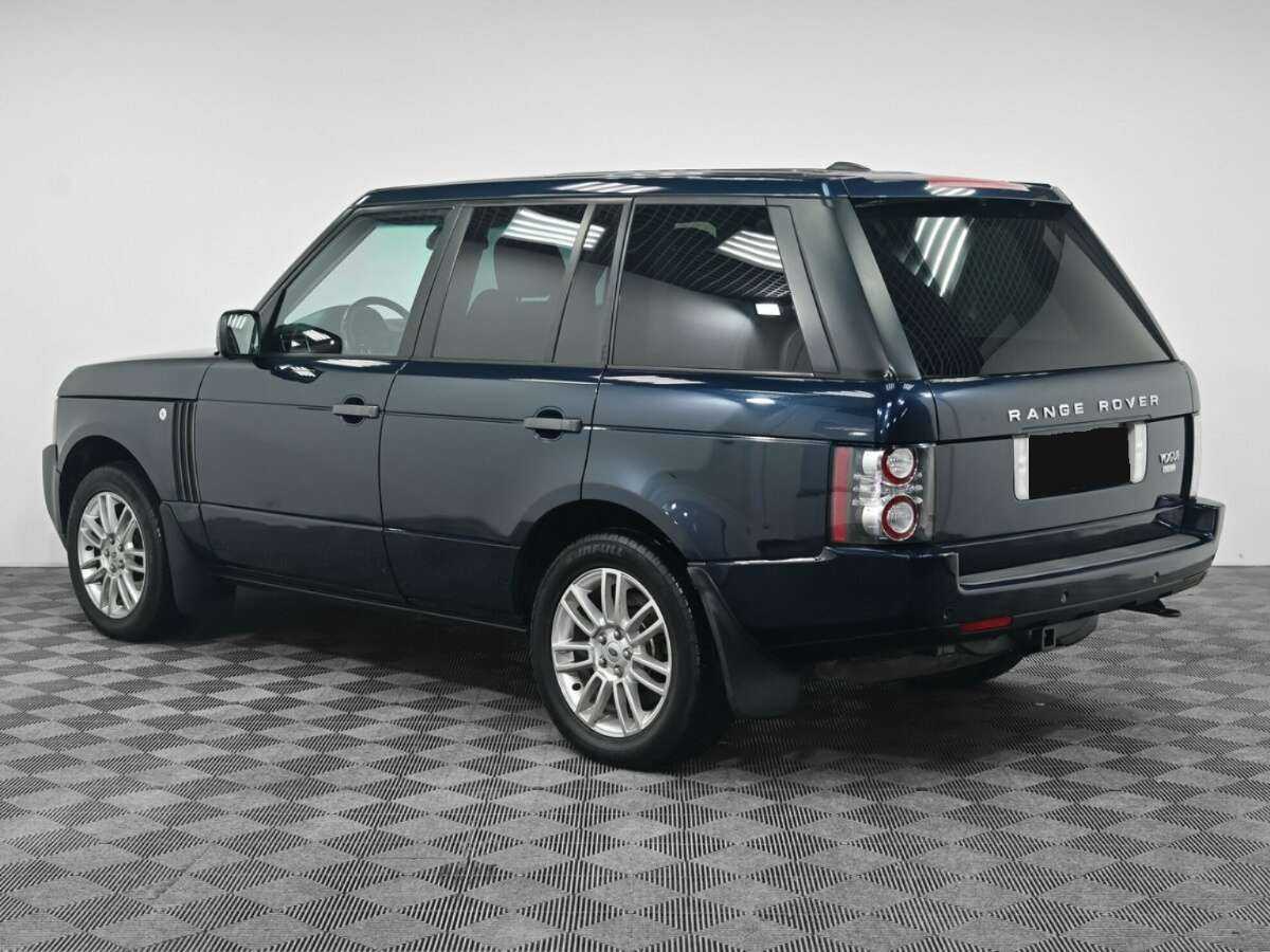 Land Rover Range Rover 2010 года с пробегом. Фото: #3