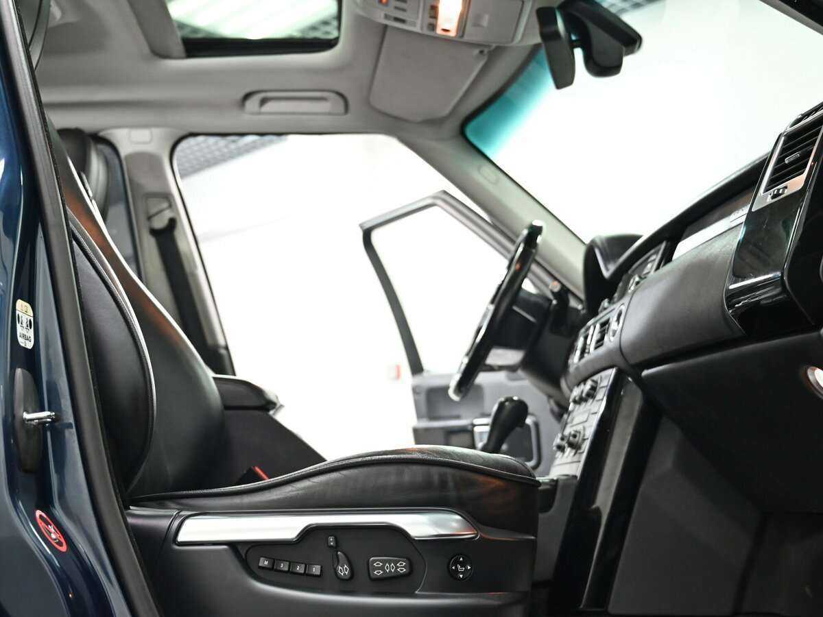 Land Rover Range Rover 2010 года с пробегом. Фото: #16