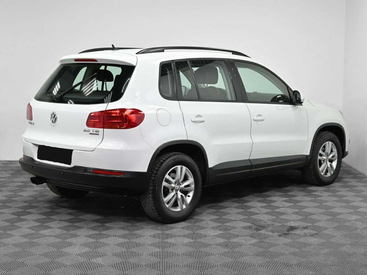 Volkswagen Tiguan 2011 года с пробегом. Фото: #1