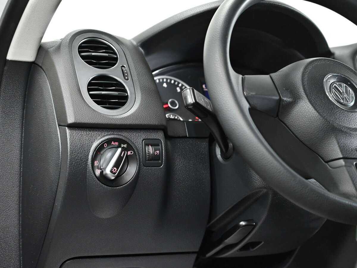 Volkswagen Tiguan 2011 года с пробегом. Фото: #7