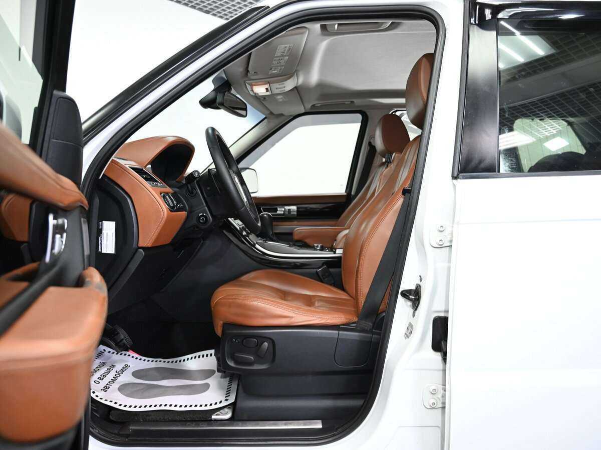 Land Rover Range Rover Sport 2011 года с пробегом. Фото: #4