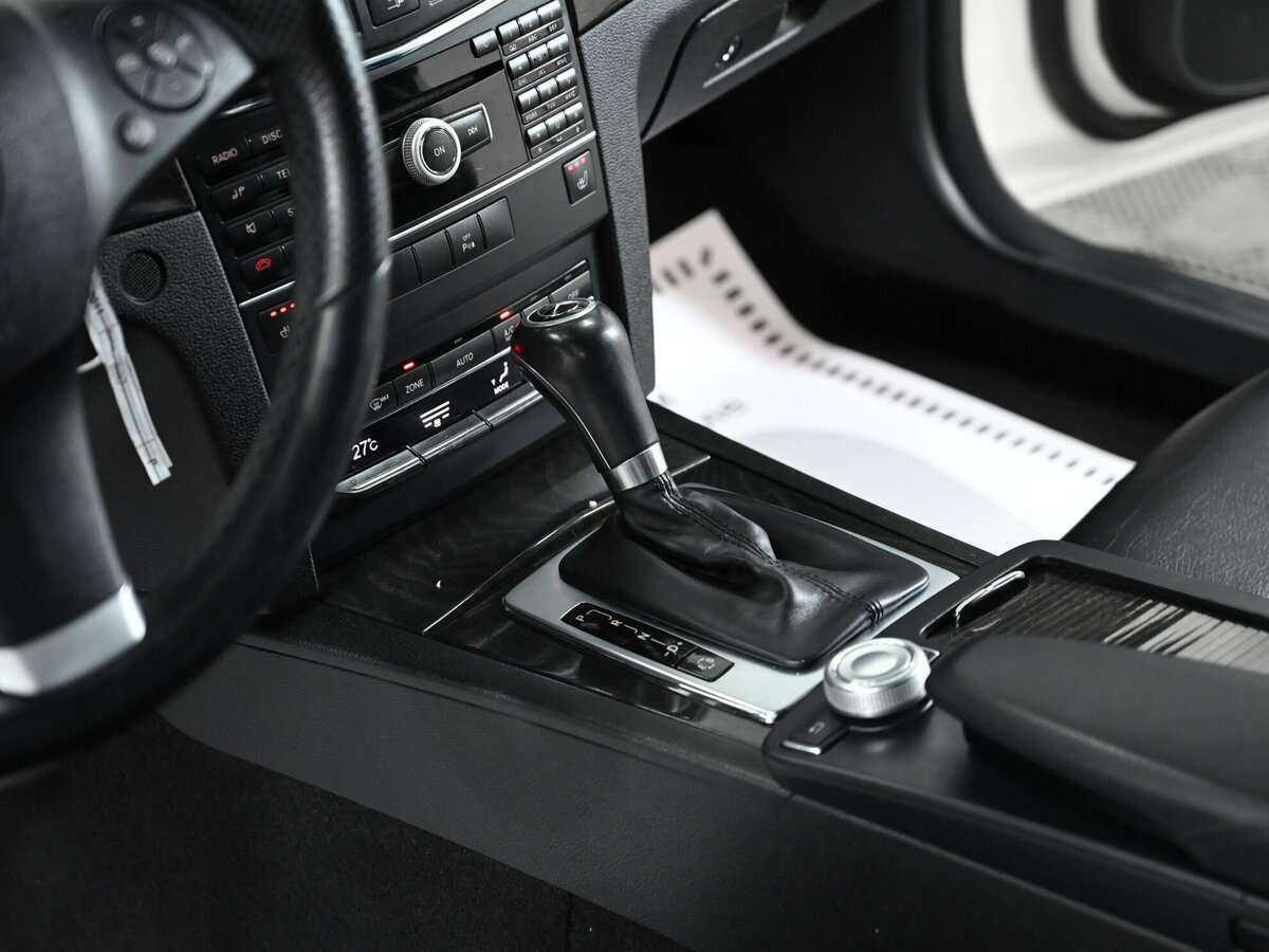 Mercedes-Benz E-Класс 2011 года с пробегом. Фото: #10