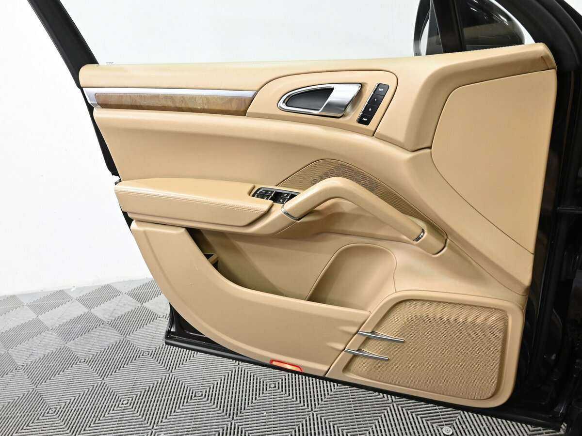 Porsche Cayenne 2010 года с пробегом. Фото: #13