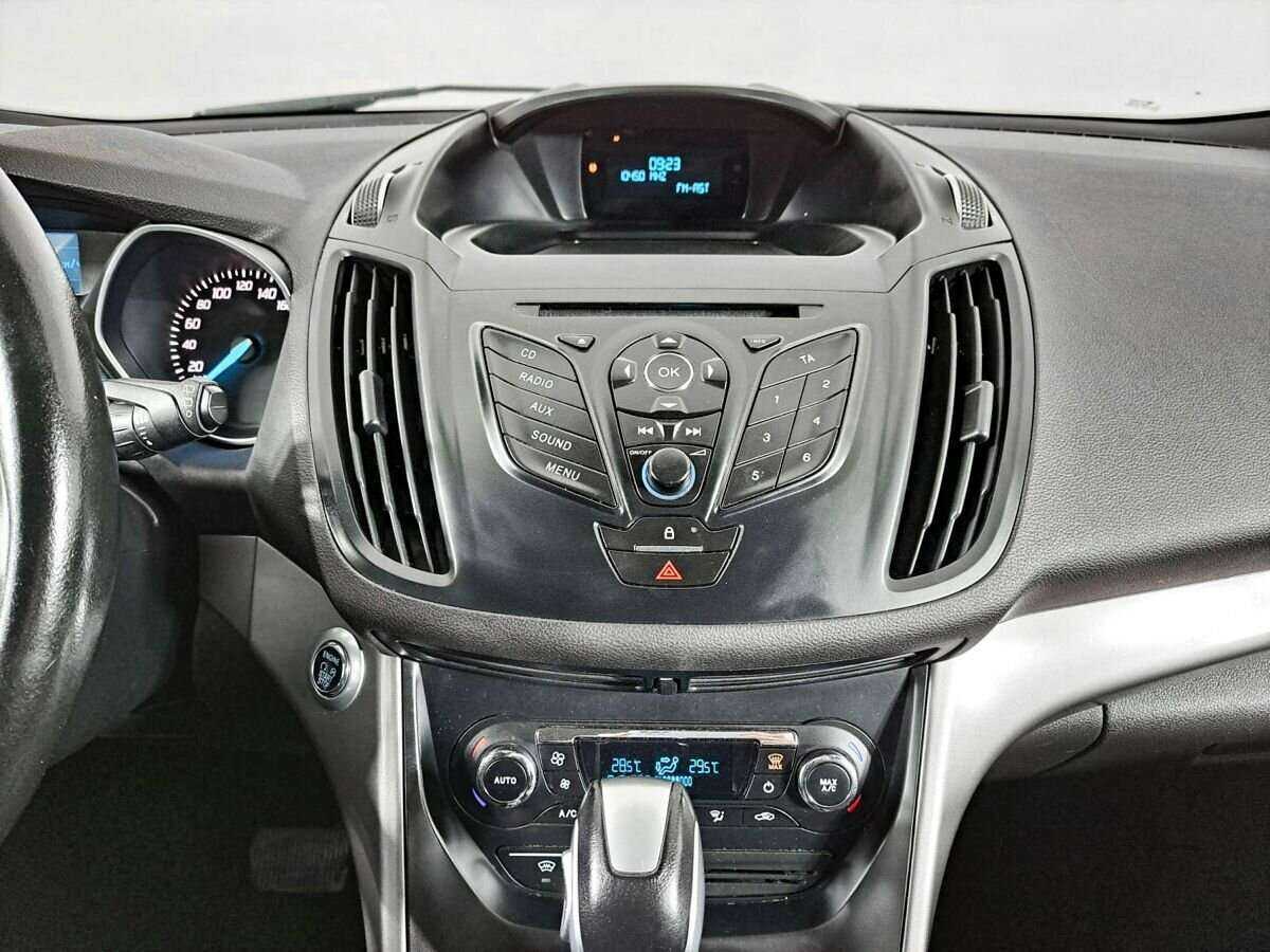 Б/У Форд Куга 2016 года. Фото: #12