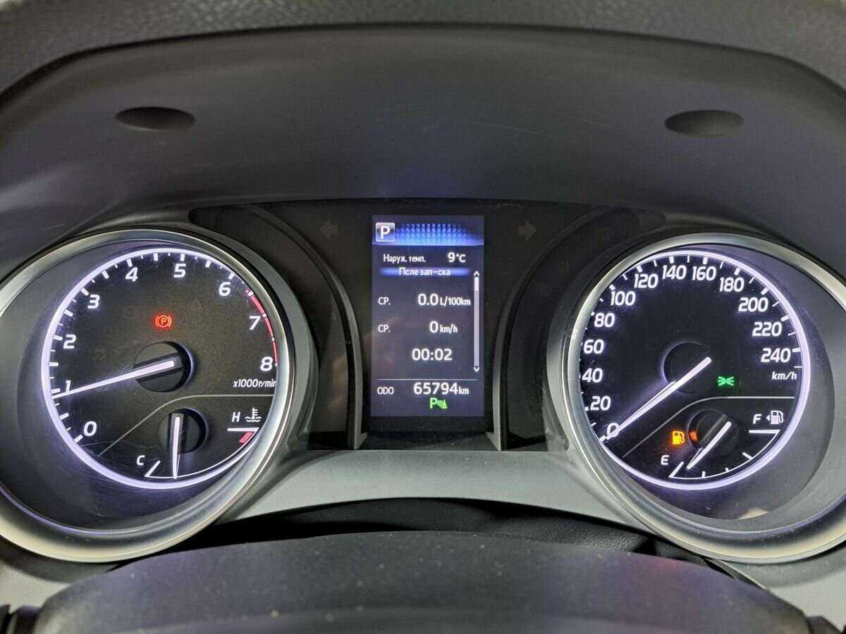 Toyota Camry 2019 года с пробегом. Фото: #10