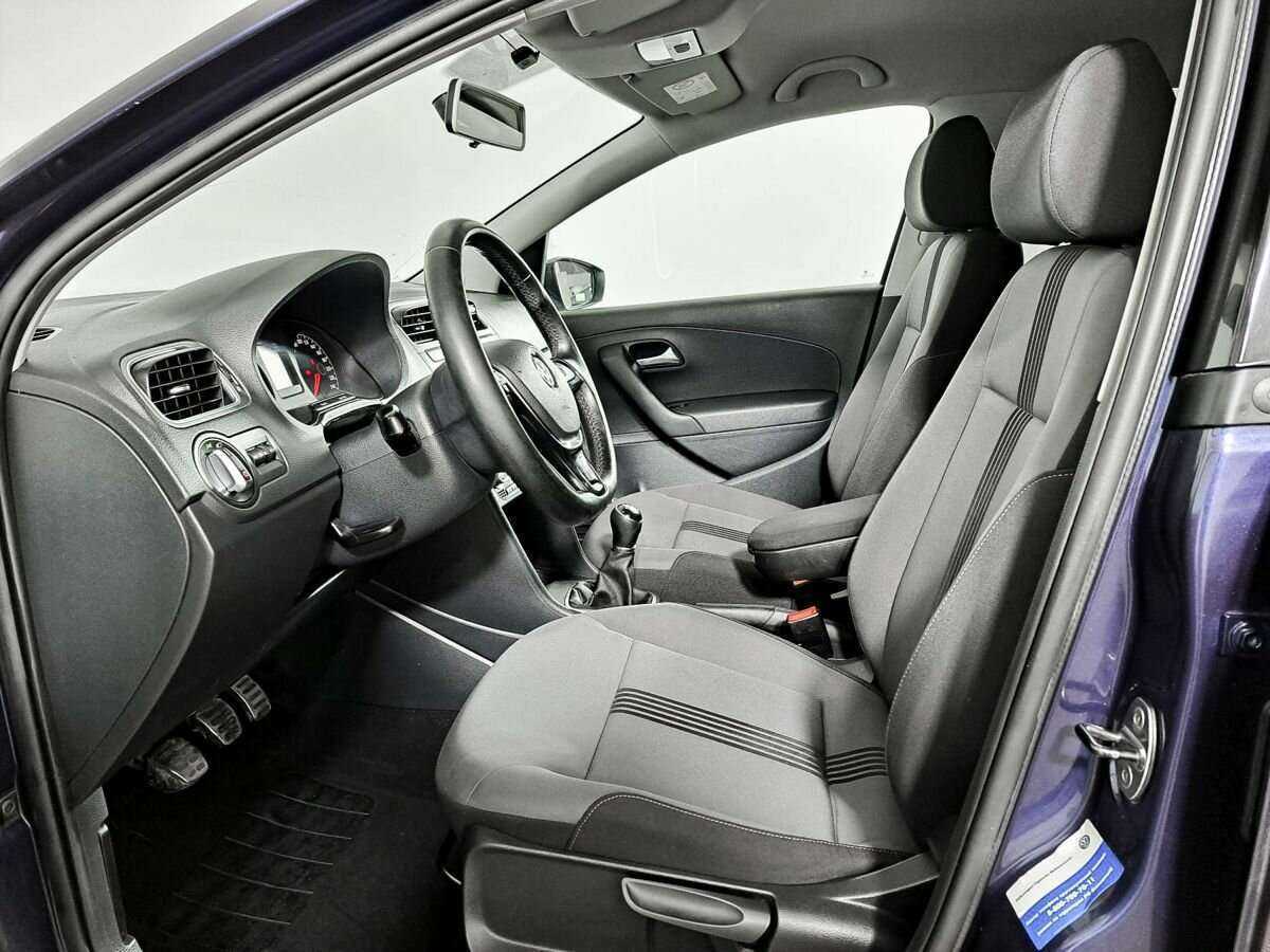 Б/У Фольксваген Поло 2016 года. Фото: #11