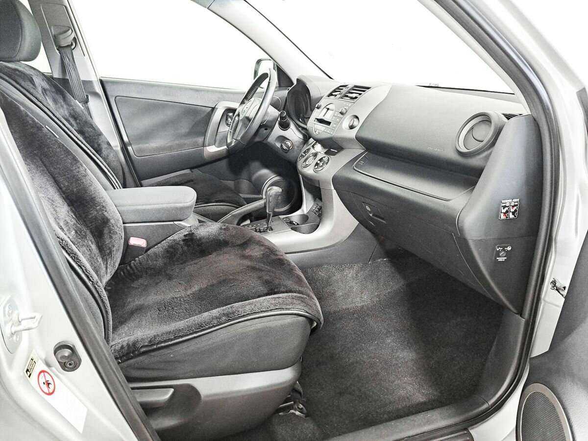 Toyota RAV4 2006 года с пробегом. Фото: #8