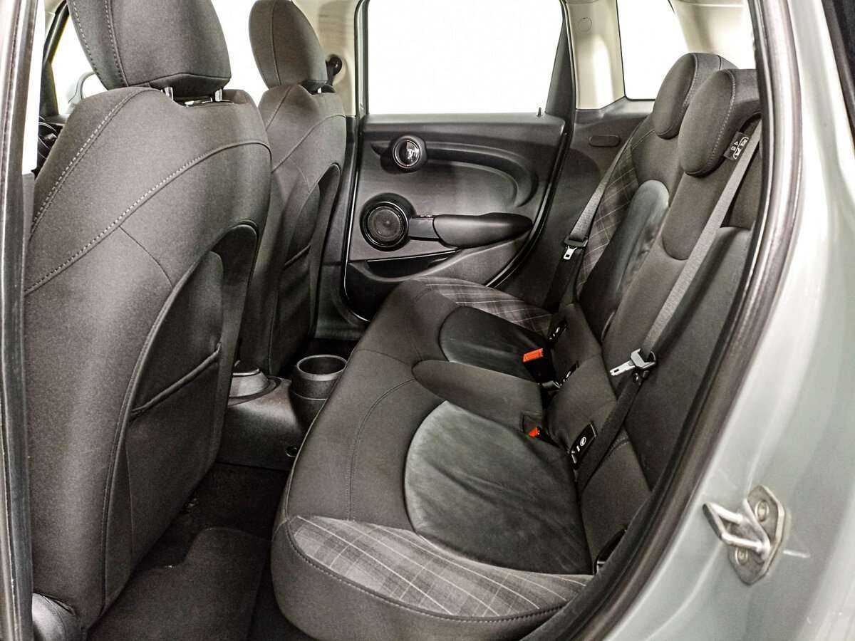 Mini Hatch 2018 года с пробегом. Фото: #9