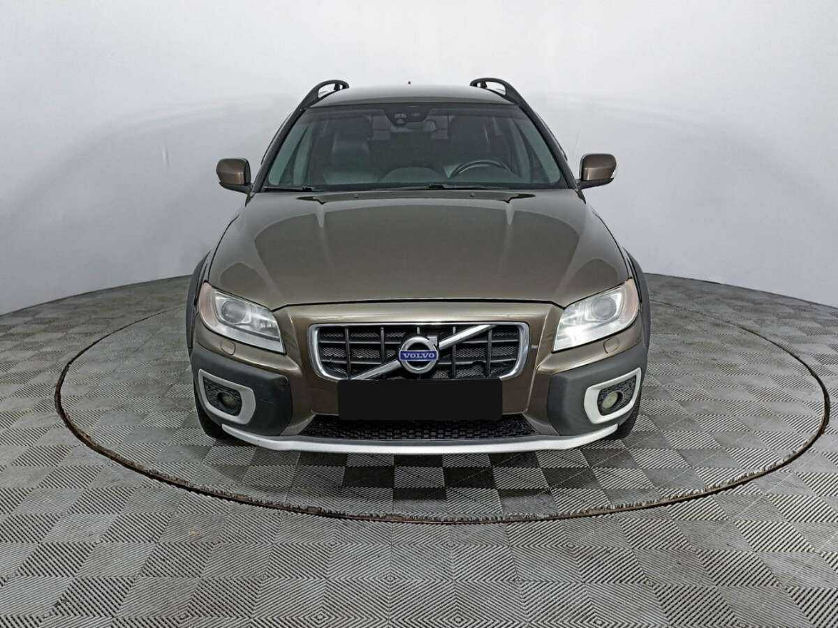 Volvo XC70 2011 года с пробегом. Фото: #1