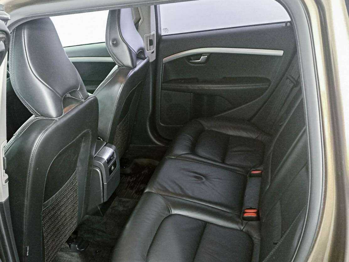 Volvo XC70 2011 года с пробегом. Фото: #9