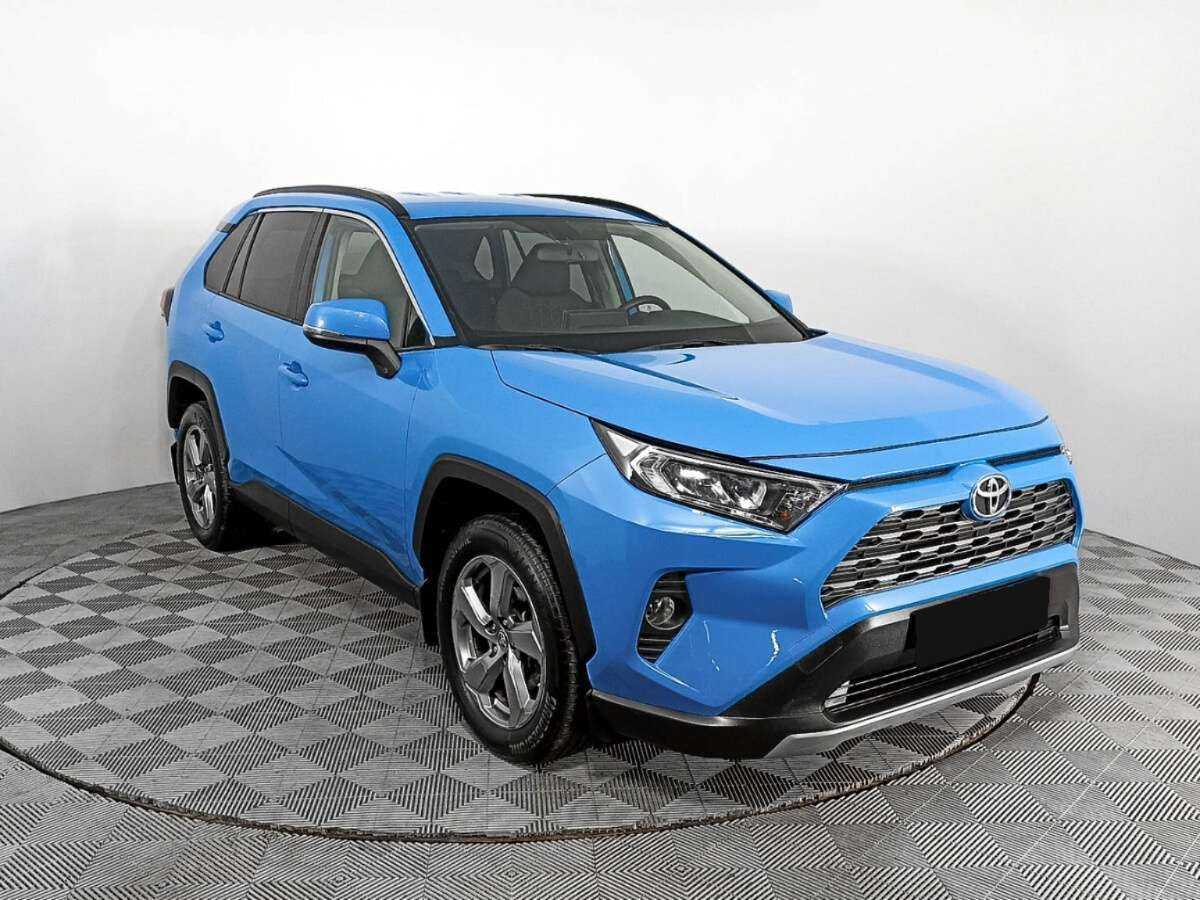 Toyota RAV4 2020 года с пробегом. Фото: #2