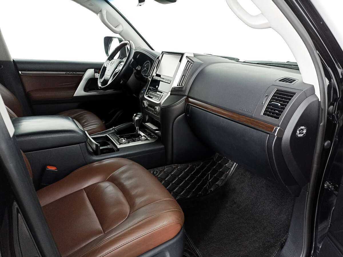 Toyota Land Cruiser 2015 года с пробегом. Фото: #8