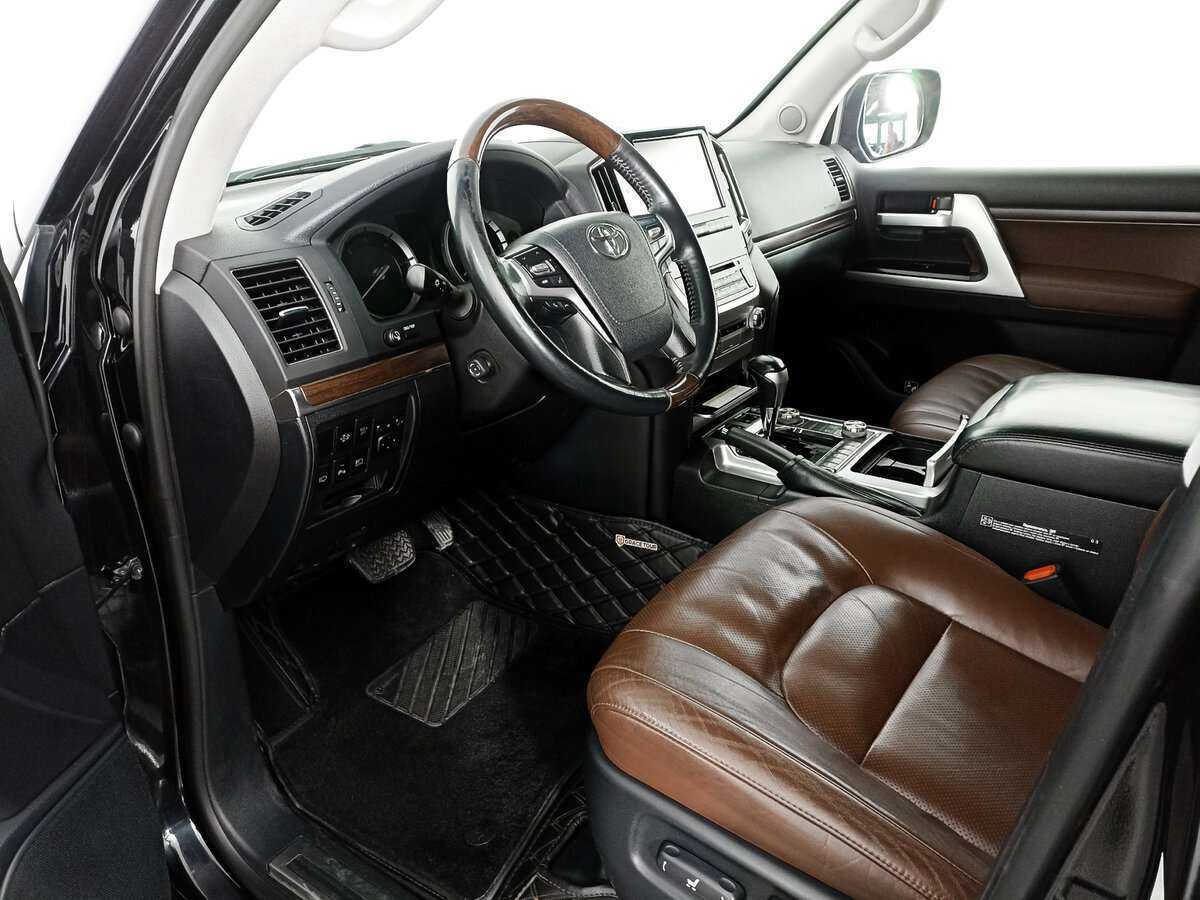 Toyota Land Cruiser 2015 года с пробегом. Фото: #13