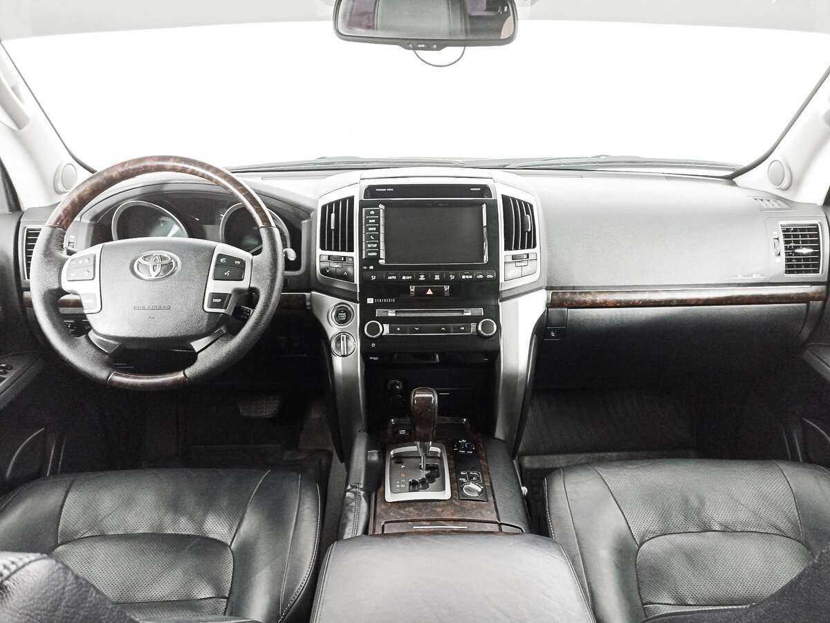 Toyota Land Cruiser 2013 года с пробегом. Фото: #9