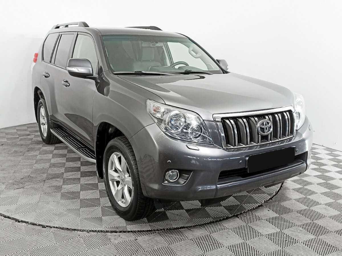 Toyota Land Cruiser Prado 2012 года с пробегом. Фото: #2