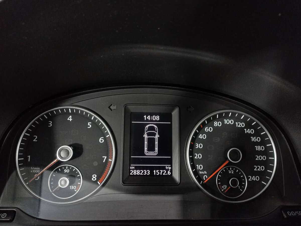 Volkswagen Caddy 2013 года с пробегом. Фото: #8