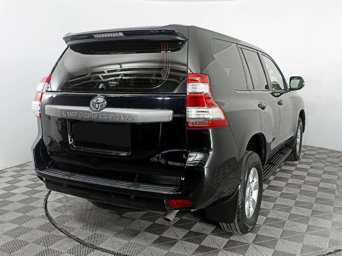 Toyota Land Cruiser Prado 2015 года с пробегом. Фото: #3