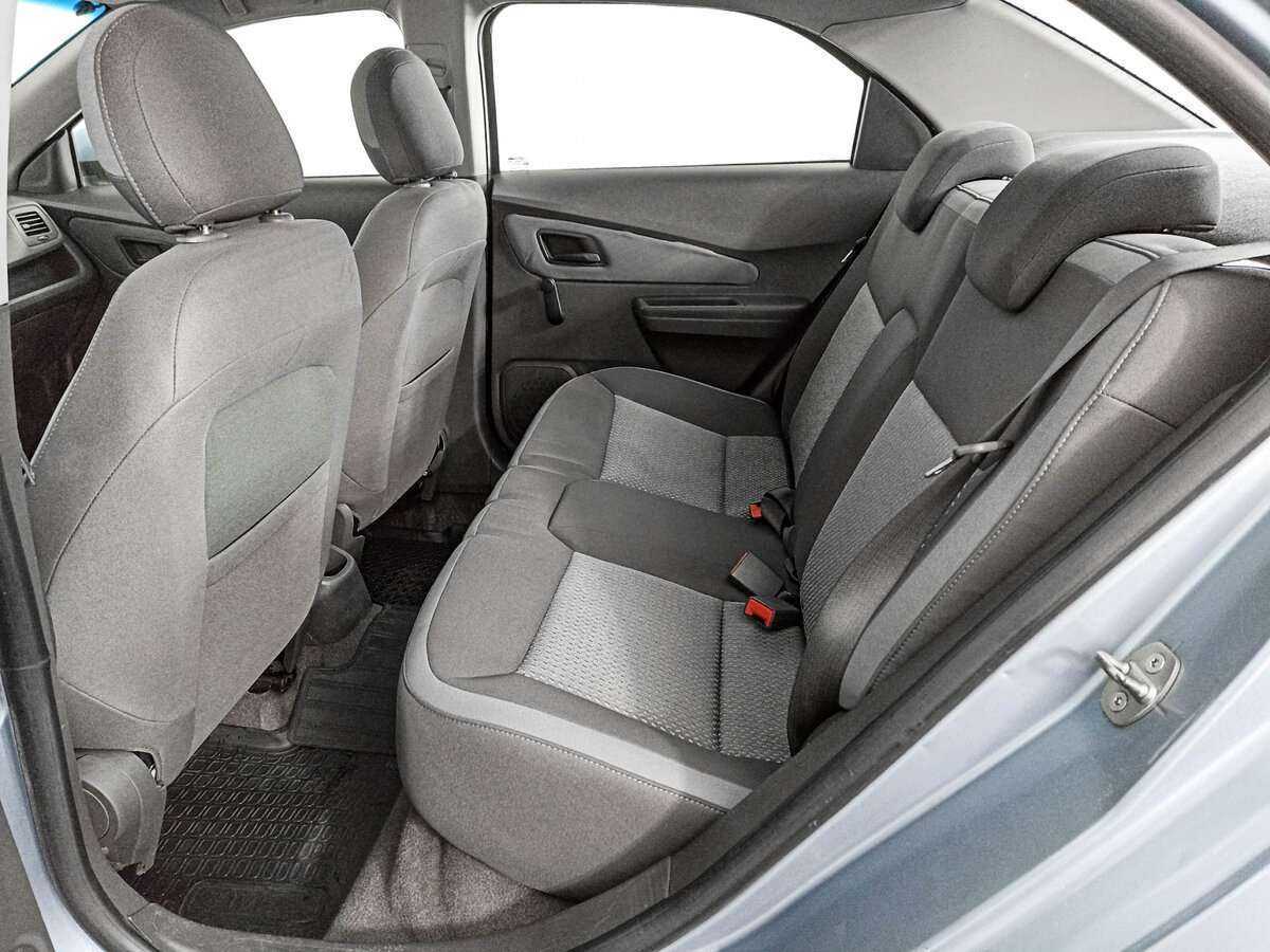 Б/У Шевроле Кобальт 2013 года. Фото: #9