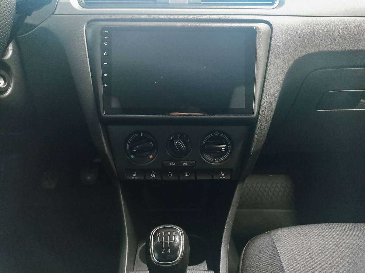 Б/У Шкода Рапид 2017 года. Фото: #14