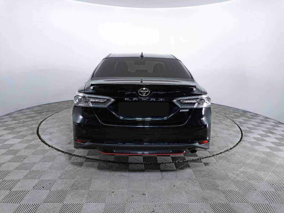 Toyota Camry 2020 года с пробегом. Фото: #4