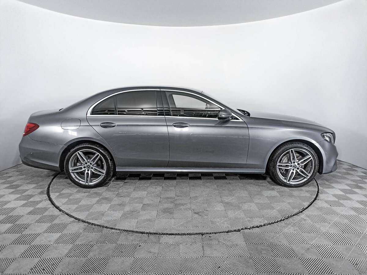 Mercedes-Benz E-Класс 2019 года с пробегом. Фото: #3