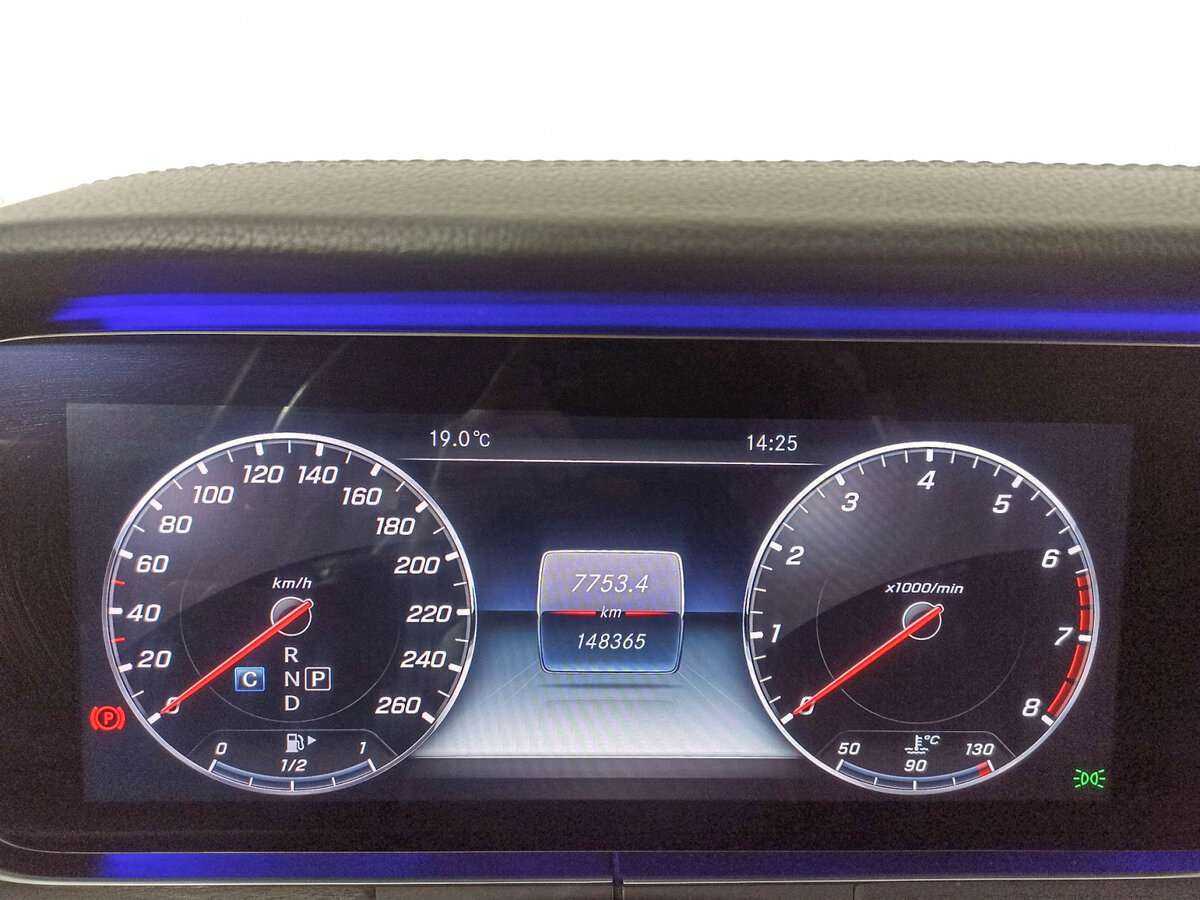 Mercedes-Benz E-Класс 2019 года с пробегом. Фото: #10