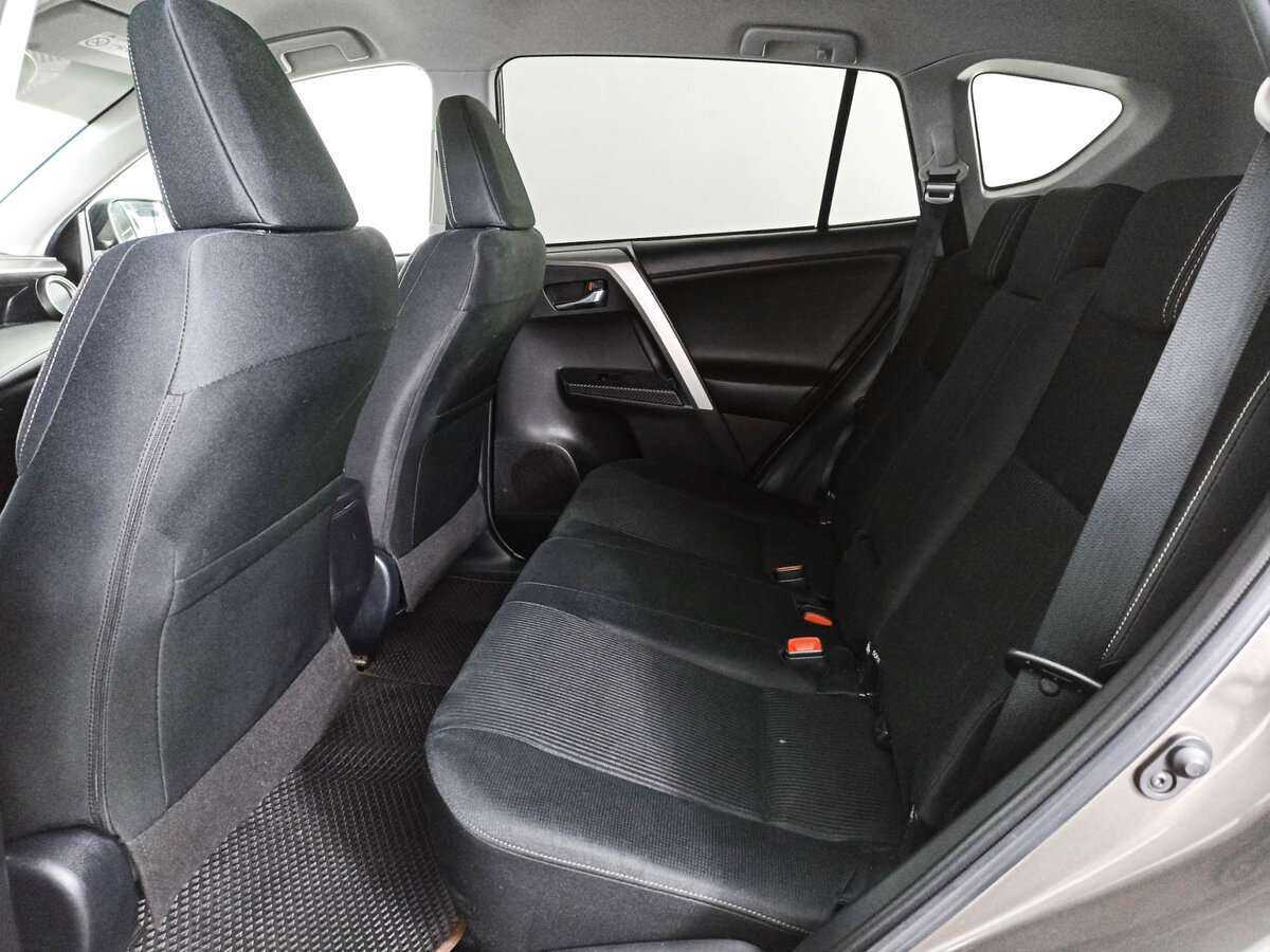 Б/У Тойота Рав4 2014 года. Фото: #9