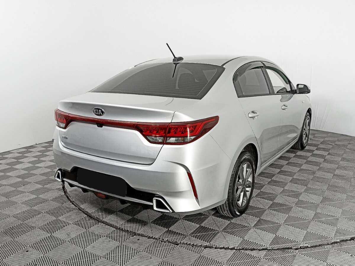 Б/У Киа Рио 2021 года. Фото: #3