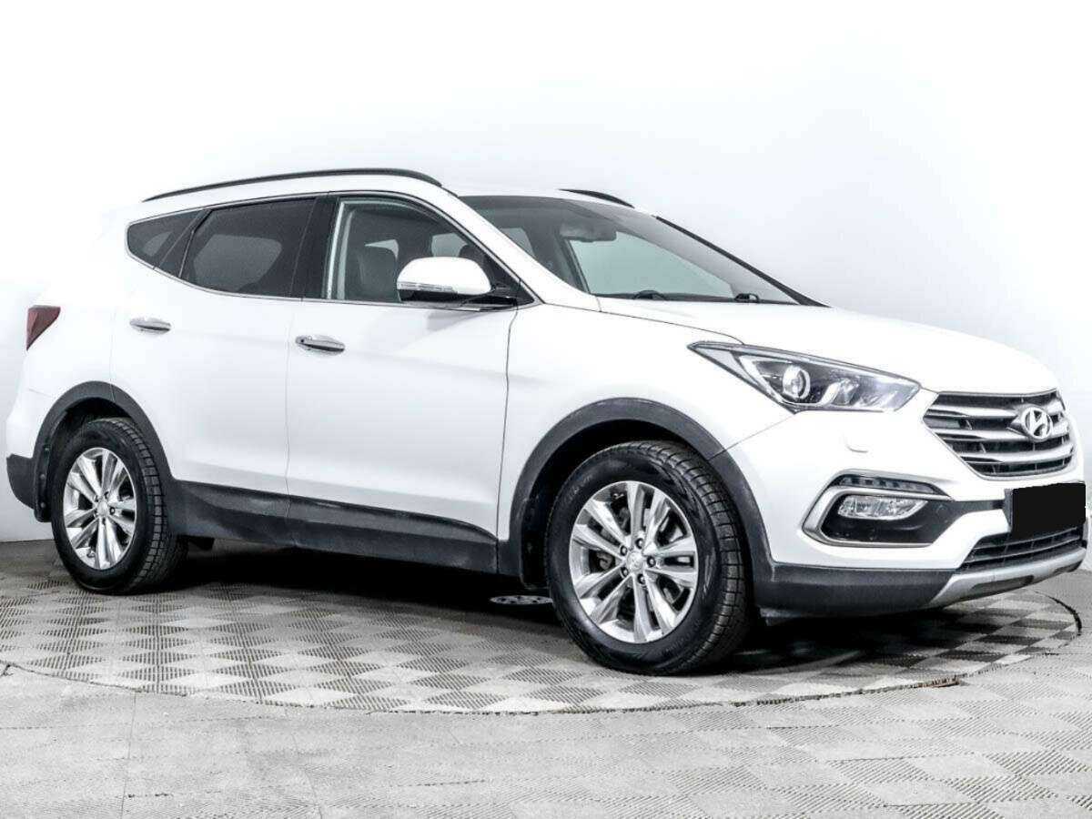 Hyundai Santa Fe 2017 года с пробегом. Фото: #2