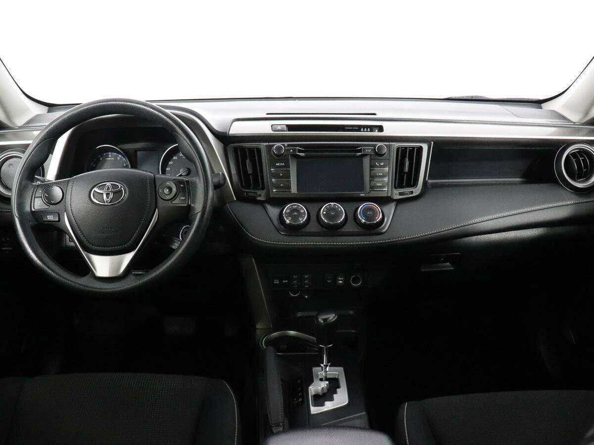 Toyota RAV4 2016 года с пробегом. Фото: #10