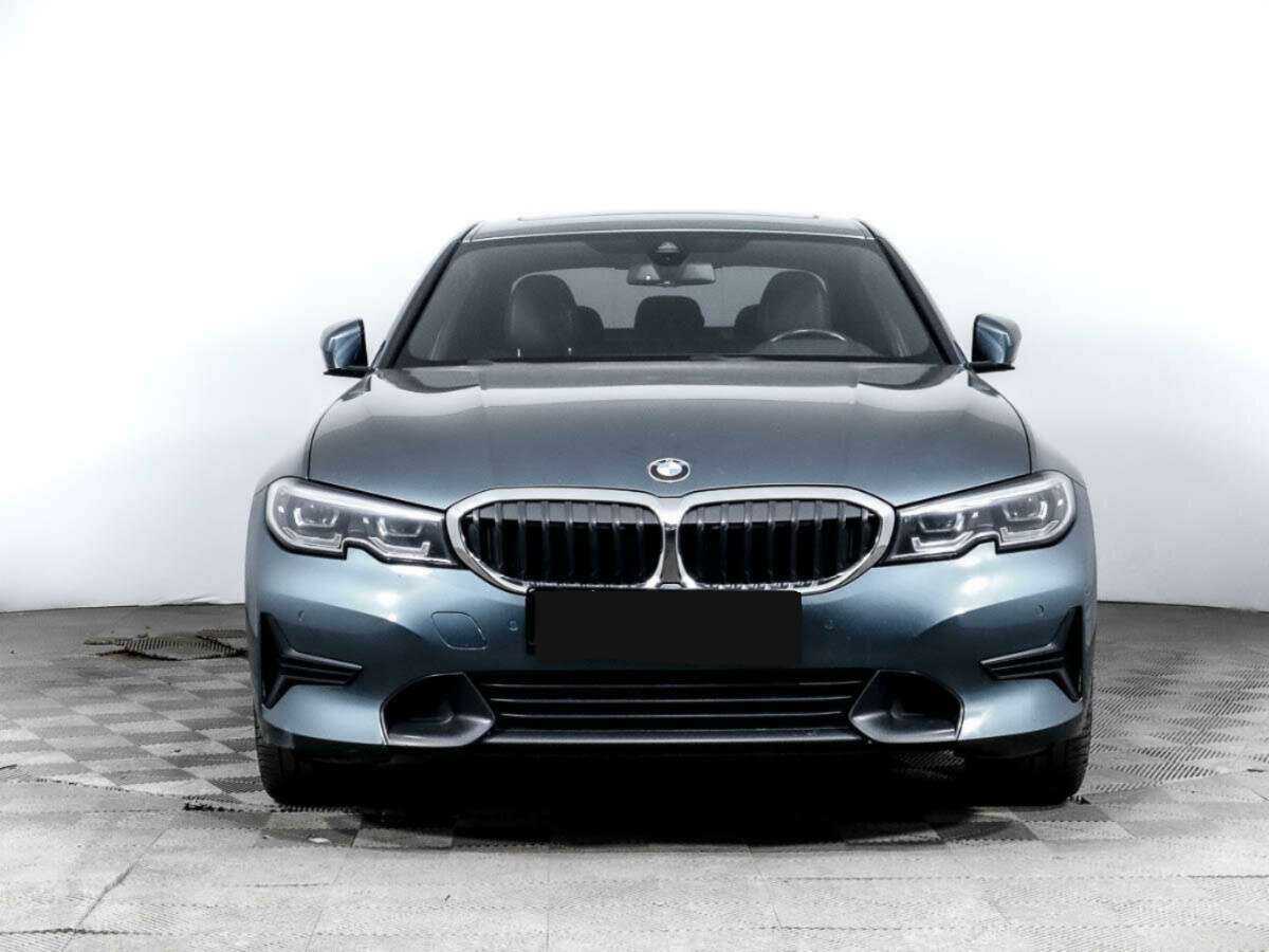 BMW 3 серии 2019 года с пробегом. Фото: #1