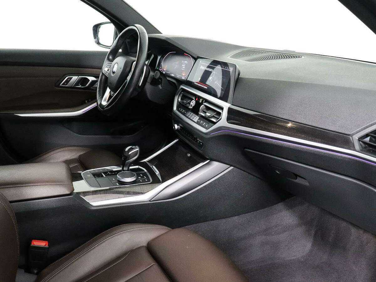 BMW 3 серии 2019 года с пробегом. Фото: #6