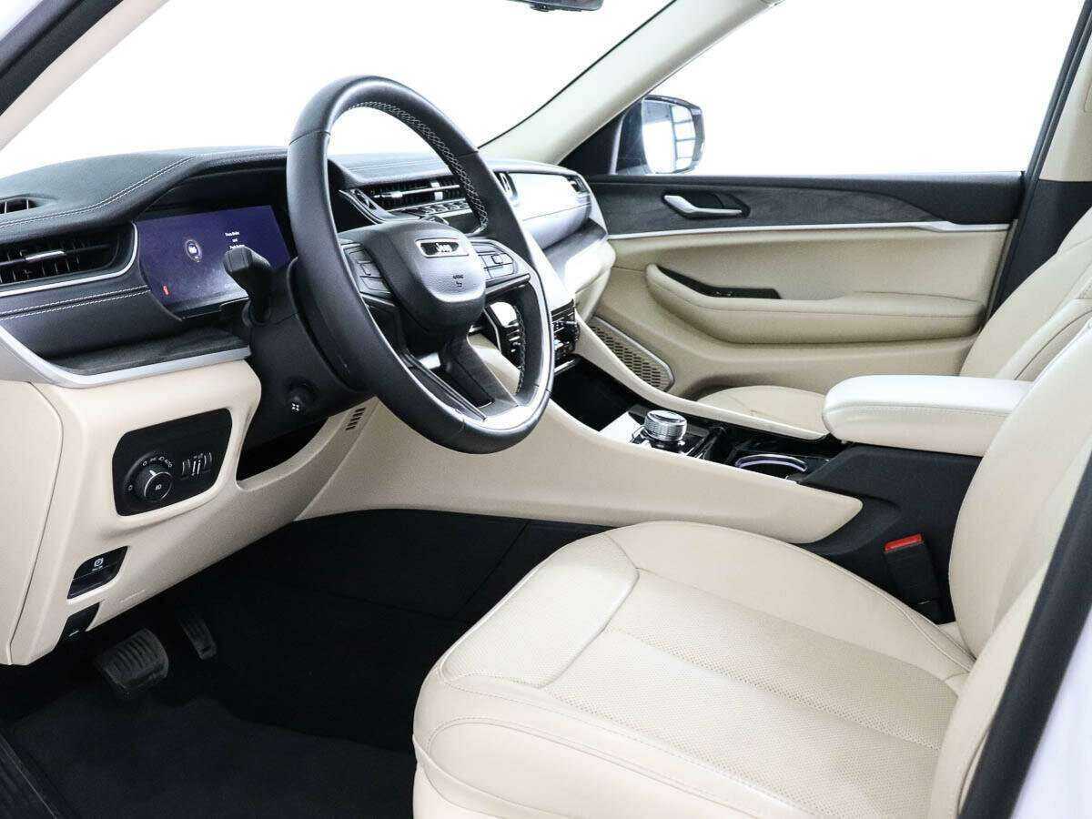 Jeep Grand Cherokee 2022 года с пробегом. Фото: #7